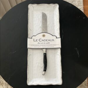 White and Black Bread Knife Set